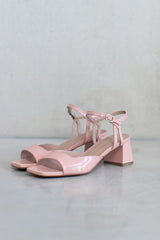 LEATHER HEEL WITH OPEN TOE DETAIL - NAVY/PINK