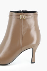 LEATHER ANKLE BOOT WITH BUCKLE DETAIL - SHOES - SCAPA FASHION - SCAPA OFFICIAL