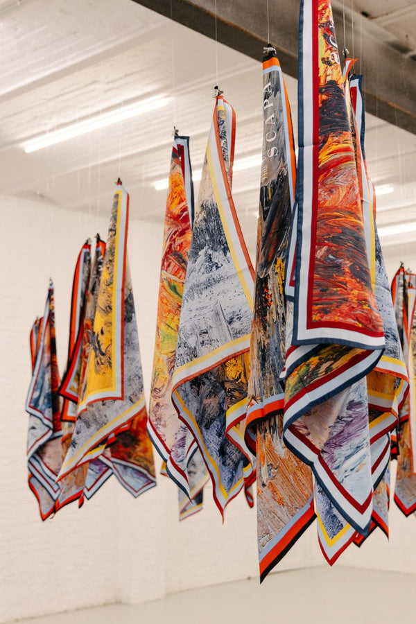 SILK SHAWL NILSB - IN COLLABORATION WITH NILS VERKAEREN