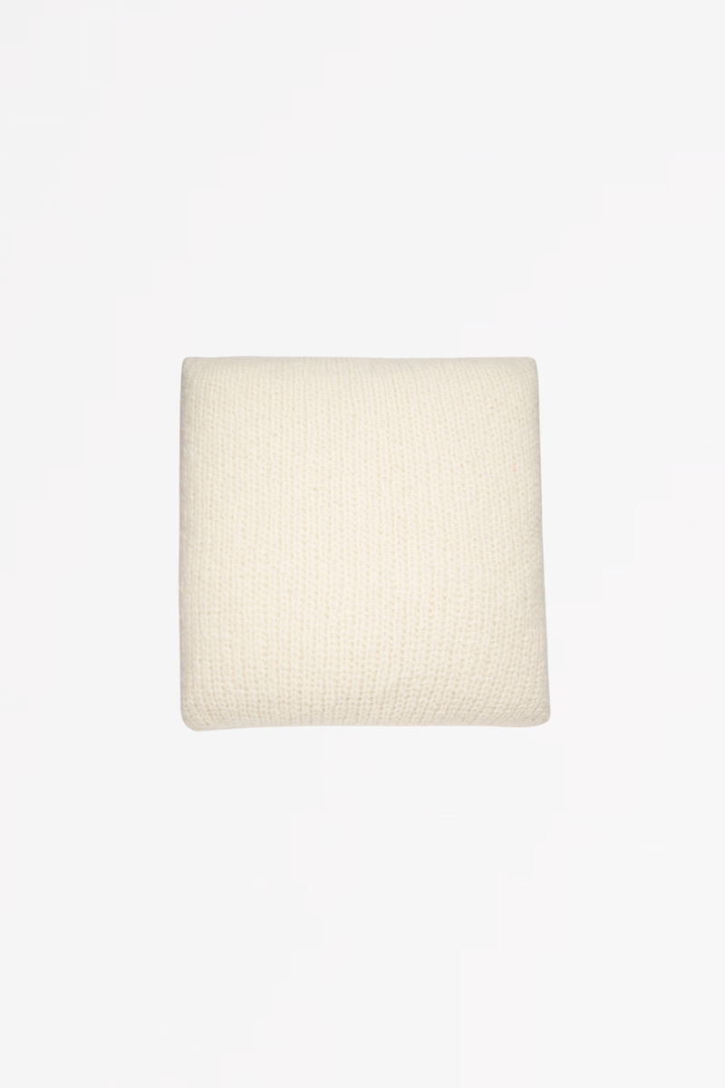 Lulu -  handknitted cushion cover - chalk white