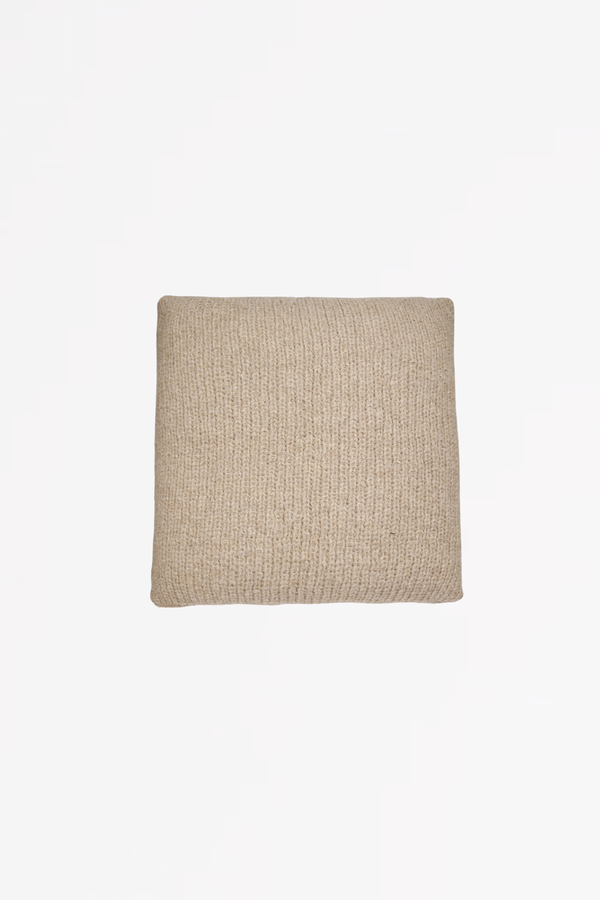 Lulu -  handknitted cushion cover - oatmeal
