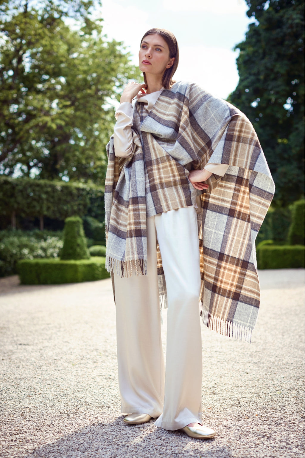 ITALIAN SATIN WIDE-LEG TROUSER BEVERLY - TROUSERS - SCAPA FASHION - SCAPA OFFICIAL