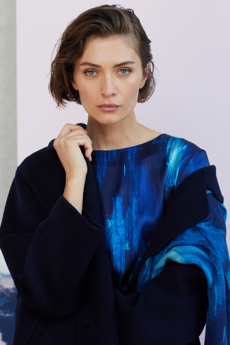 ITALIAN SLIK MARINE ABSTRACT PRINT DRESS MOONLIGHT ITALIAN SLIK MARINE ABSTRACT PRINT DRESS MOONLIGHT
