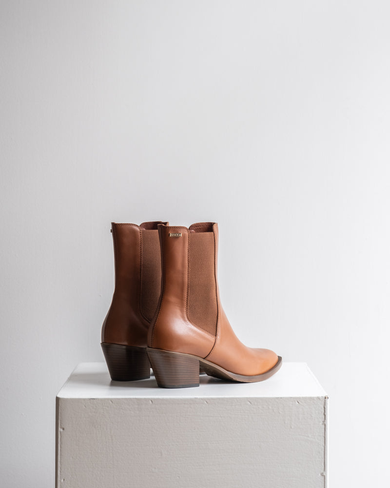 LEATHER CHELSEA BOOTS VINCE - SHOES - SCAPA FASHION - SCAPA OFFICIAL