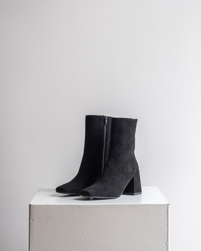 SUEDE ANKLE BOOTS SACHA - SHOES - SCAPA FASHION - SCAPA OFFICIAL