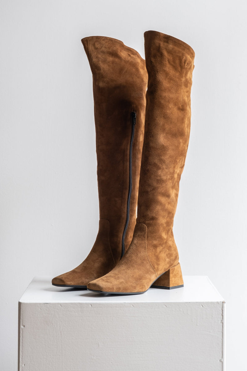 SUEDE KNEE-LENGHT BOOTS MONICA - SHOES - SCAPA FASHION - SCAPA OFFICIAL