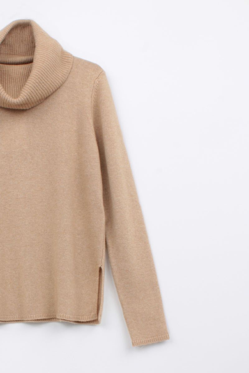ROLLED TURTLENECK SWEATER ISIS