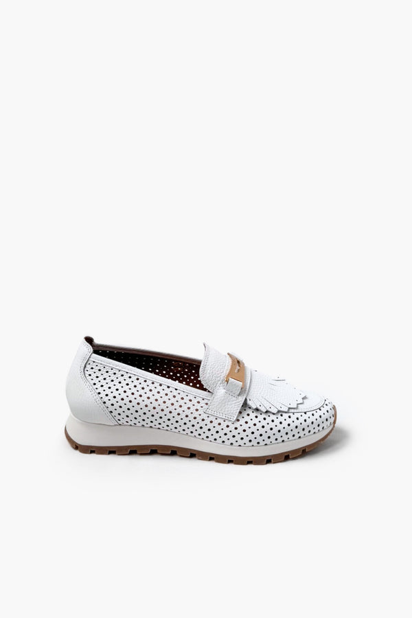 PUNCTURED LEATHER MOCCASINS