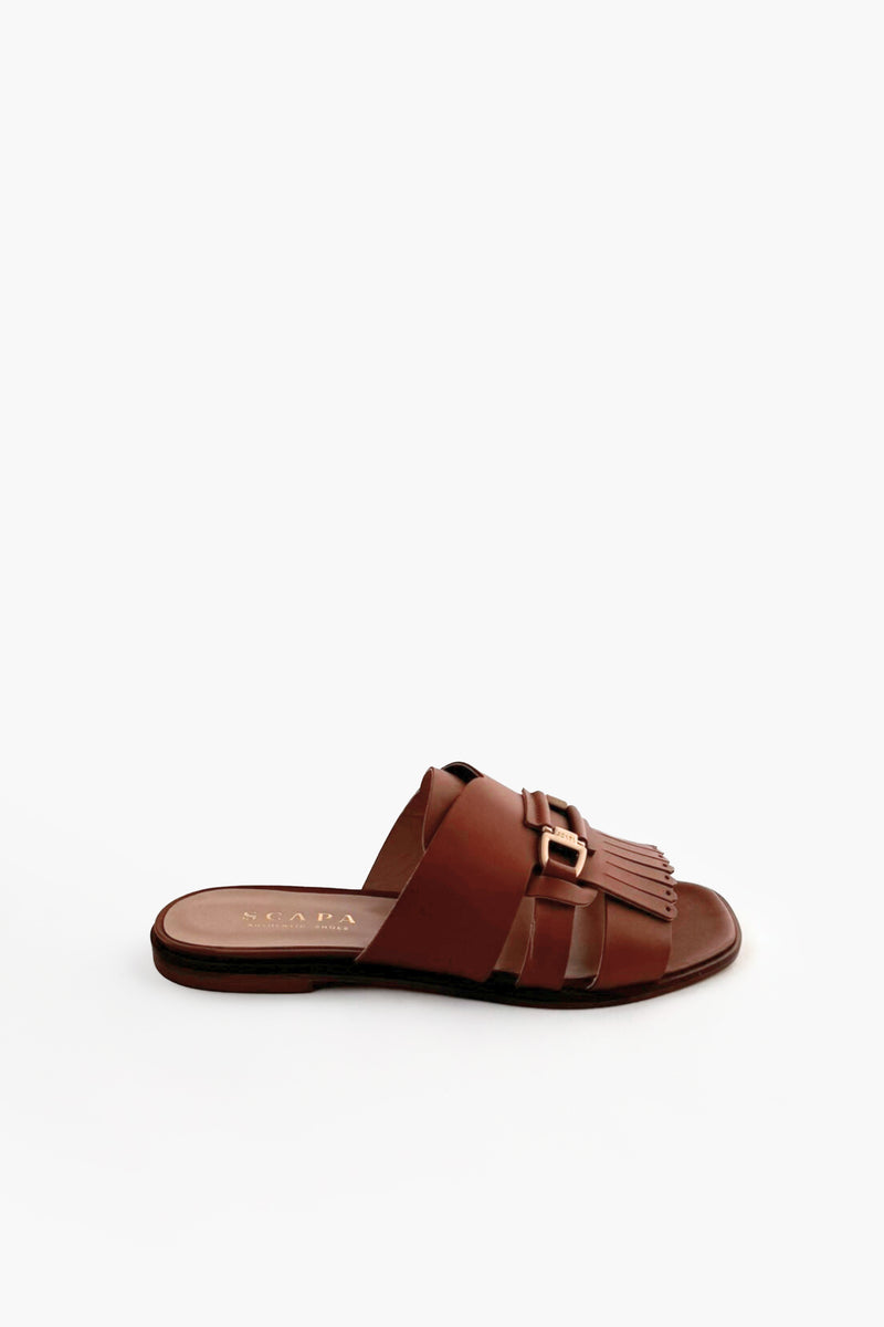 LEATHER SANDALS WITH FRINGE - SHOES - SCAPA FASHION - SCAPA OFFICIAL