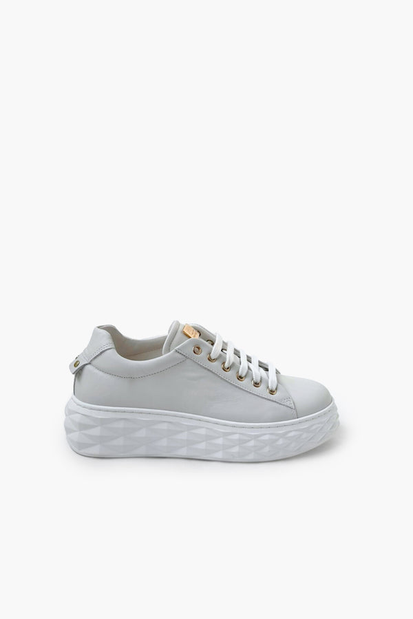 LEATHER SNEAKERS WITH CUNKY DIAMOND PATTERN SOLES - SHOES - SCAPA FASHION - SCAPA OFFICIAL