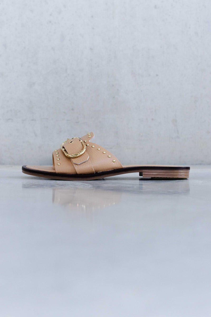 LEATHER SLIPPER WITH BUCCLE AND STUD DETAIL - WHITE AND SAND - SHOES - SCAPA FASHION - SCAPA OFFICIAL