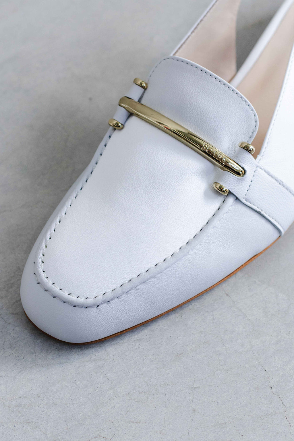 LEATHER SLINGBACK WITH FINE GOLDEN BUCKLE - SHOES - SCAPA FASHION - SCAPA OFFICIAL