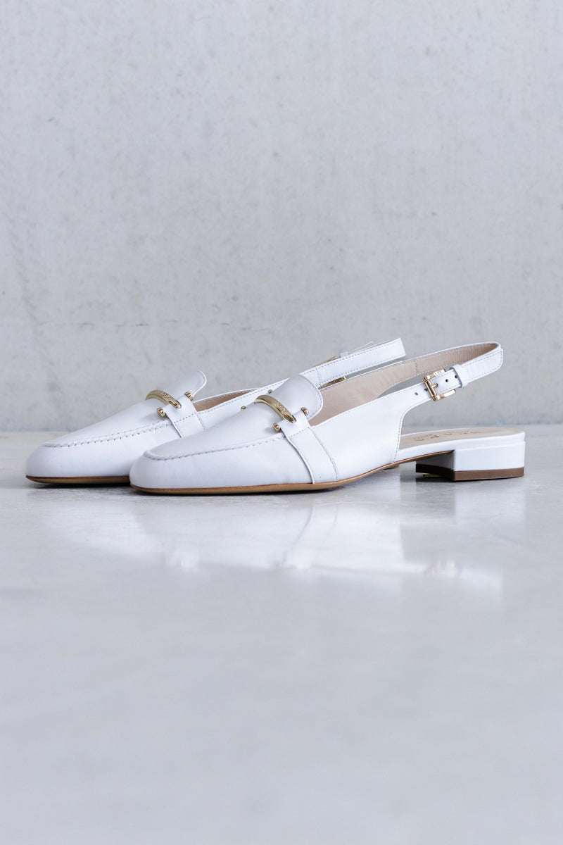 LEATHER SLINGBACK WITH FINE GOLDEN BUCKLE - SHOES - SCAPA FASHION - SCAPA OFFICIAL