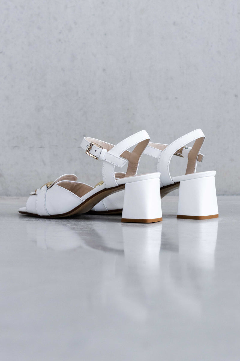 LEATHER HEEL SANDAL WITH FINE BUCKLE - WHITE /SAND - SHOES - SCAPA FASHION - SCAPA OFFICIAL