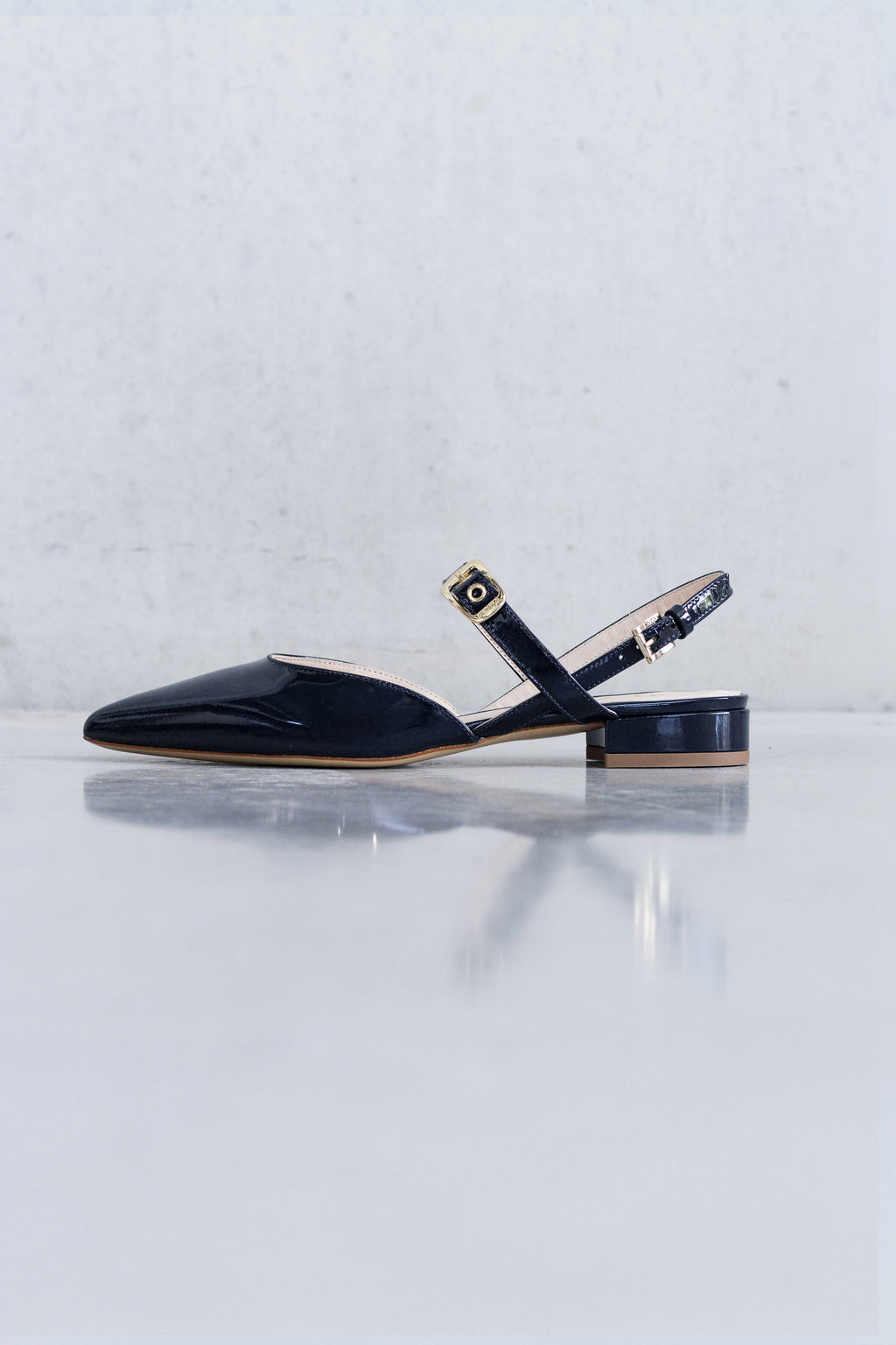 GLOSSY LEATHER SLINGBACK - NAVY - SHOES - SCAPA FASHION - SCAPA OFFICIAL
