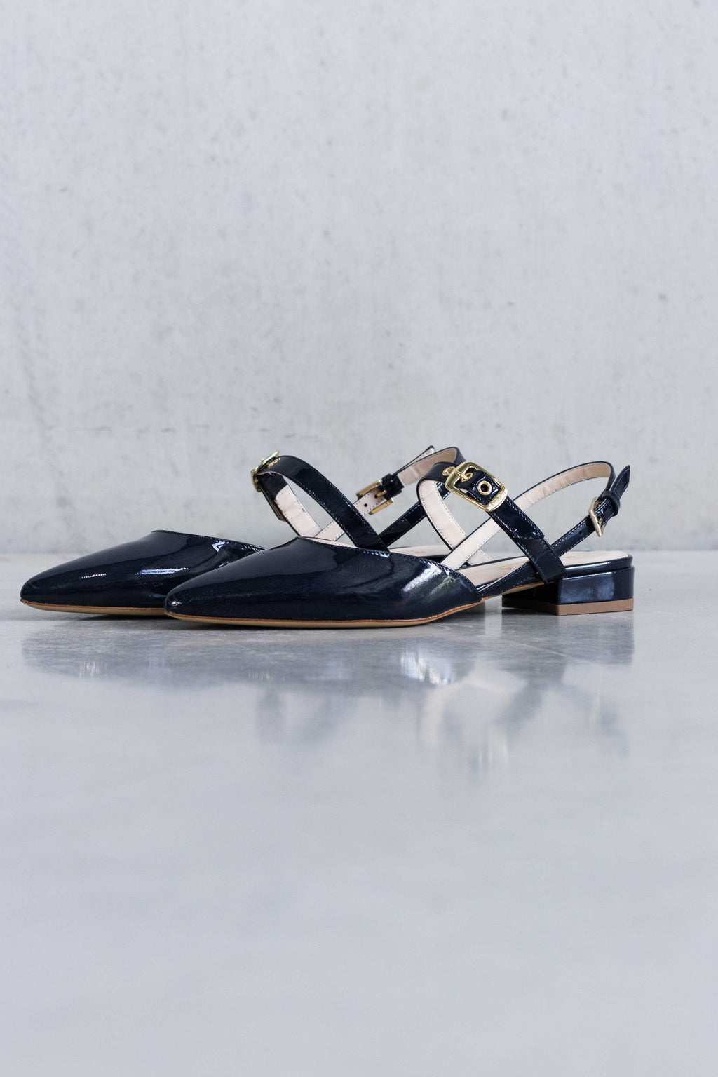 GLOSSY LEATHER SLINGBACK - NAVY - SHOES - SCAPA FASHION - SCAPA OFFICIAL