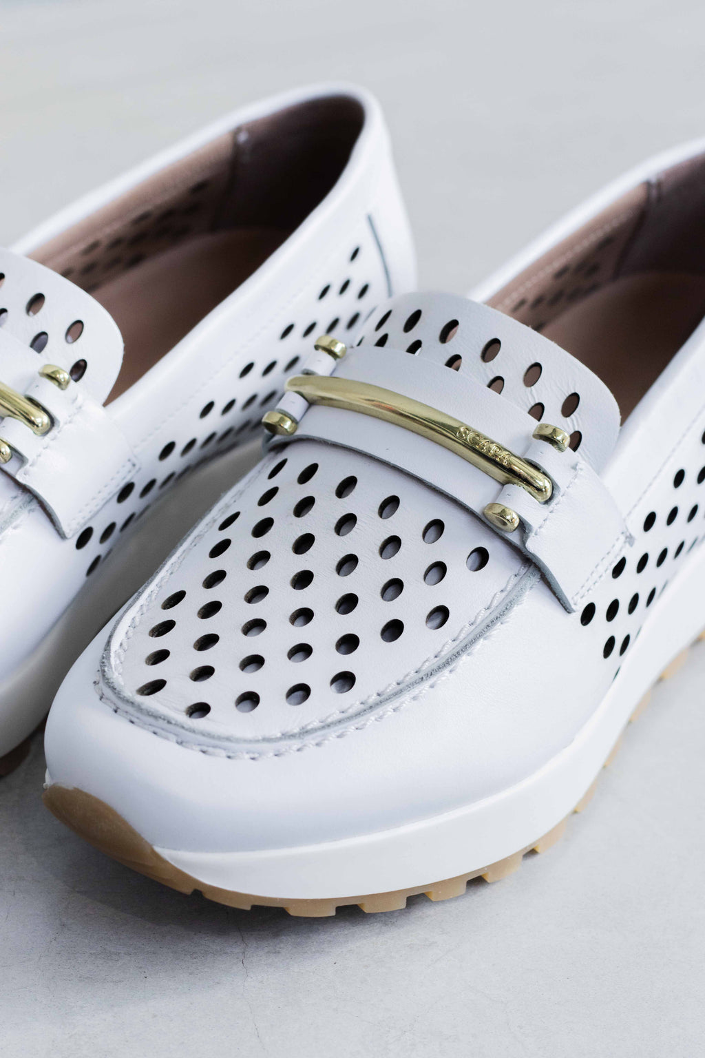 PUNCTURED LEATHER MOCCASIN - WHITE - SHOES - SCAPA FASHION - SCAPA OFFICIAL