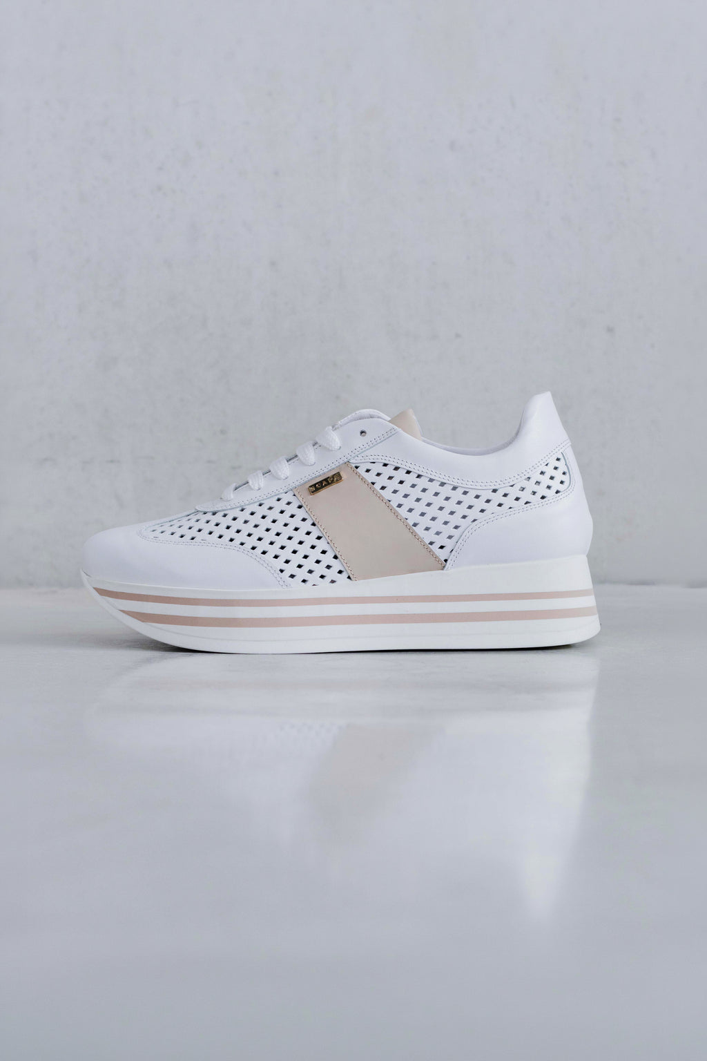 PUNCTURED SNEAKER - SHOES - SCAPA FASHION - SCAPA OFFICIAL