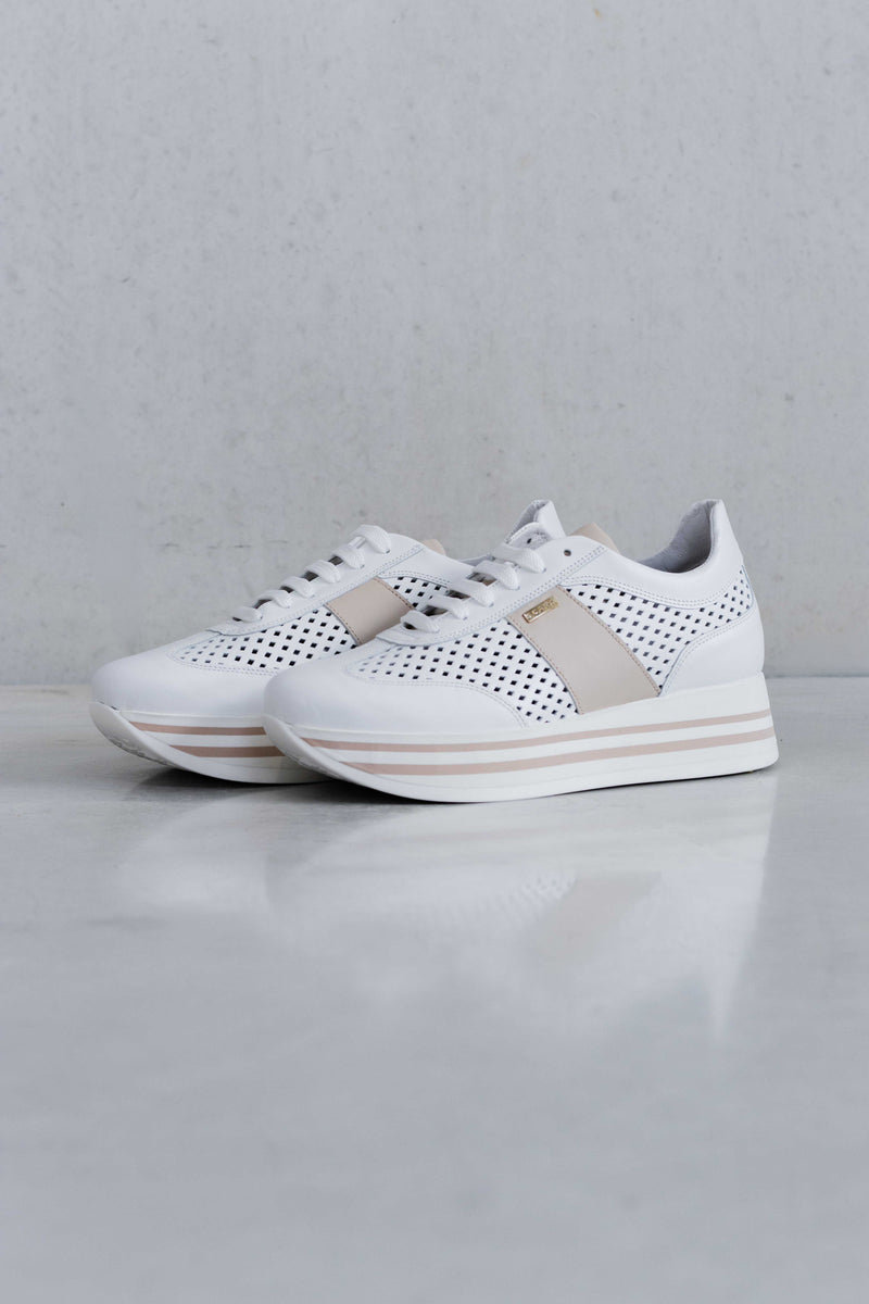 PUNCTURED SNEAKER - SHOES - SCAPA FASHION - SCAPA OFFICIAL