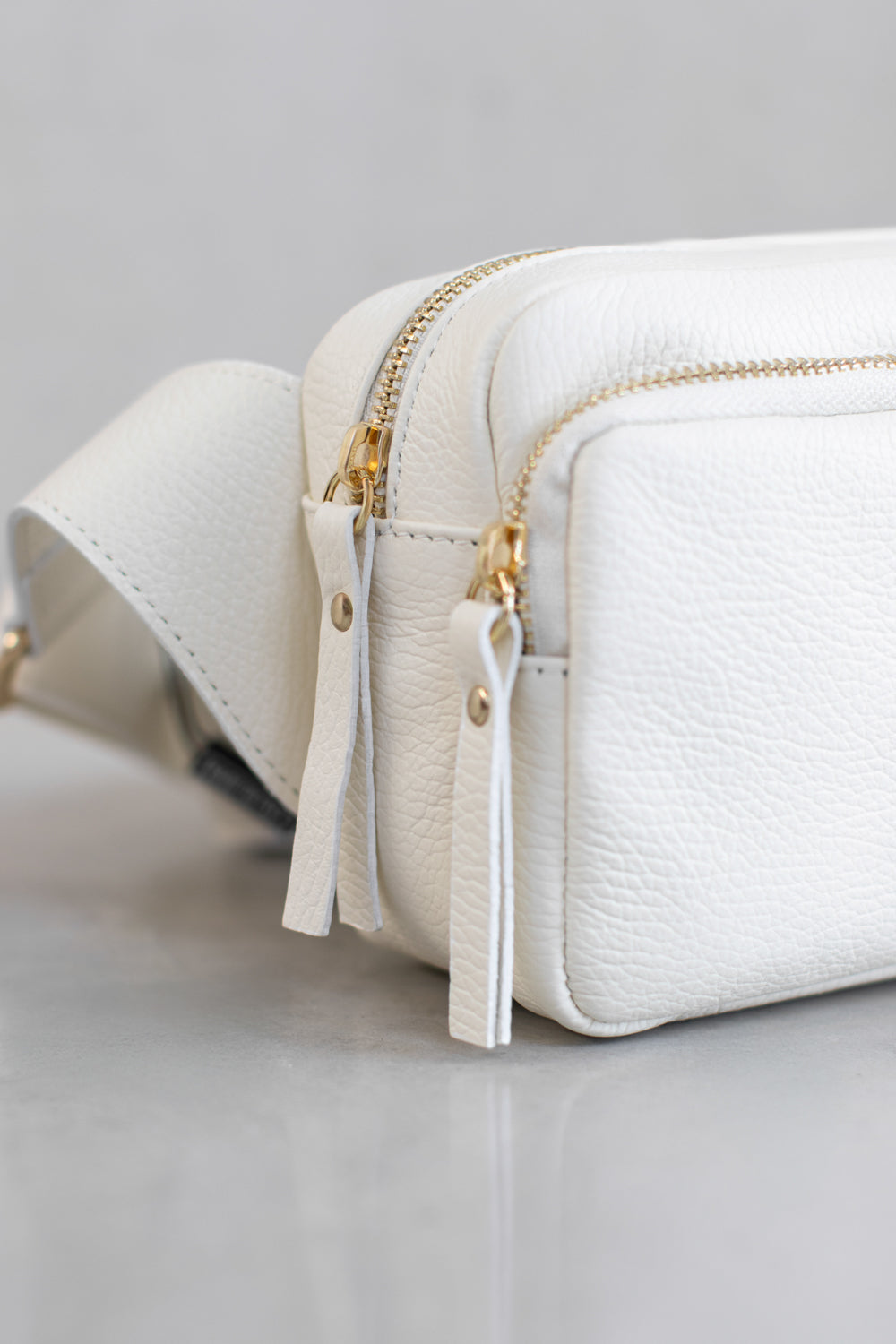 LEATHER CROSS BODY PUMA - OFF WHITE/IVORY/CHOCOLATE - BAGS - SCAPA FASHION - SCAPA OFFICIAL
