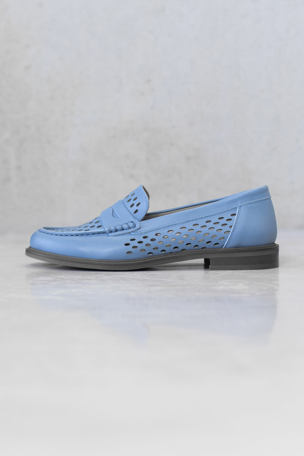 PUNCTURED LEATHER  LOAFER - DENIM BLUE & OFF-WHITE - SHOES - SCAPA FASHION - SCAPA OFFICIAL