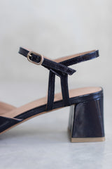 LEATHER HEEL WITH OPEN TOE DETAIL - NAVY/PINK