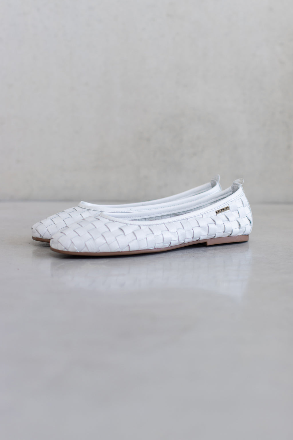 FULL WOVEN LEATHER BALLERINA - WHITE/NAVY/COGNAC - SHOES - SCAPA FASHION - SCAPA OFFICIAL