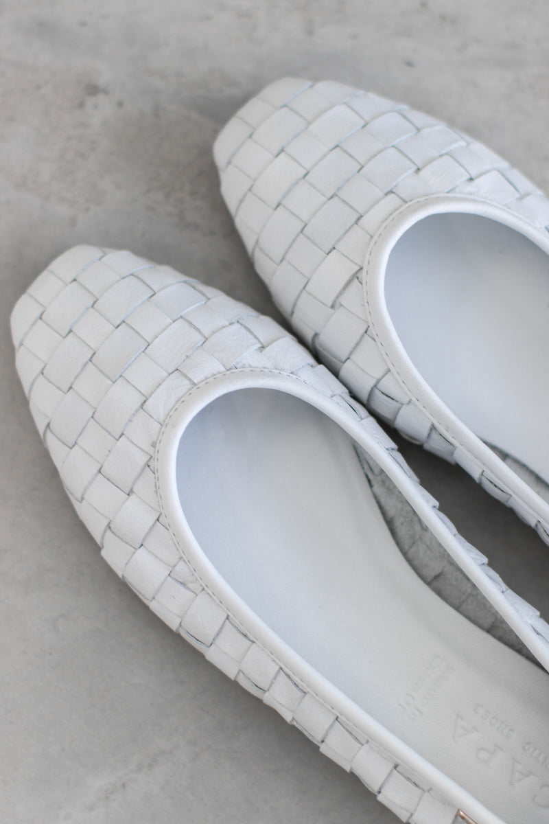 FULL WOVEN LEATHER BALLERINA - WHITE/NAVY/COGNAC - SHOES - SCAPA FASHION - SCAPA OFFICIAL