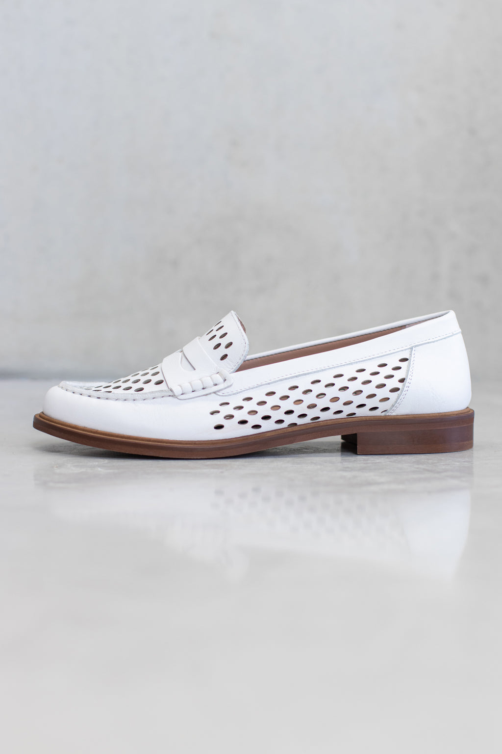 PUNCTURED LEATHER  LOAFER - DENIM BLUE & OFF-WHITE - SHOES - SCAPA FASHION - SCAPA OFFICIAL