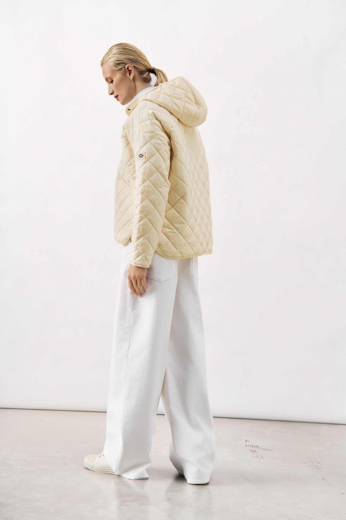 QUILTED HOODED JACKET JULIETTE - OFF WHITE - JACKETS - SCAPA FASHION - SCAPA OFFICIAL