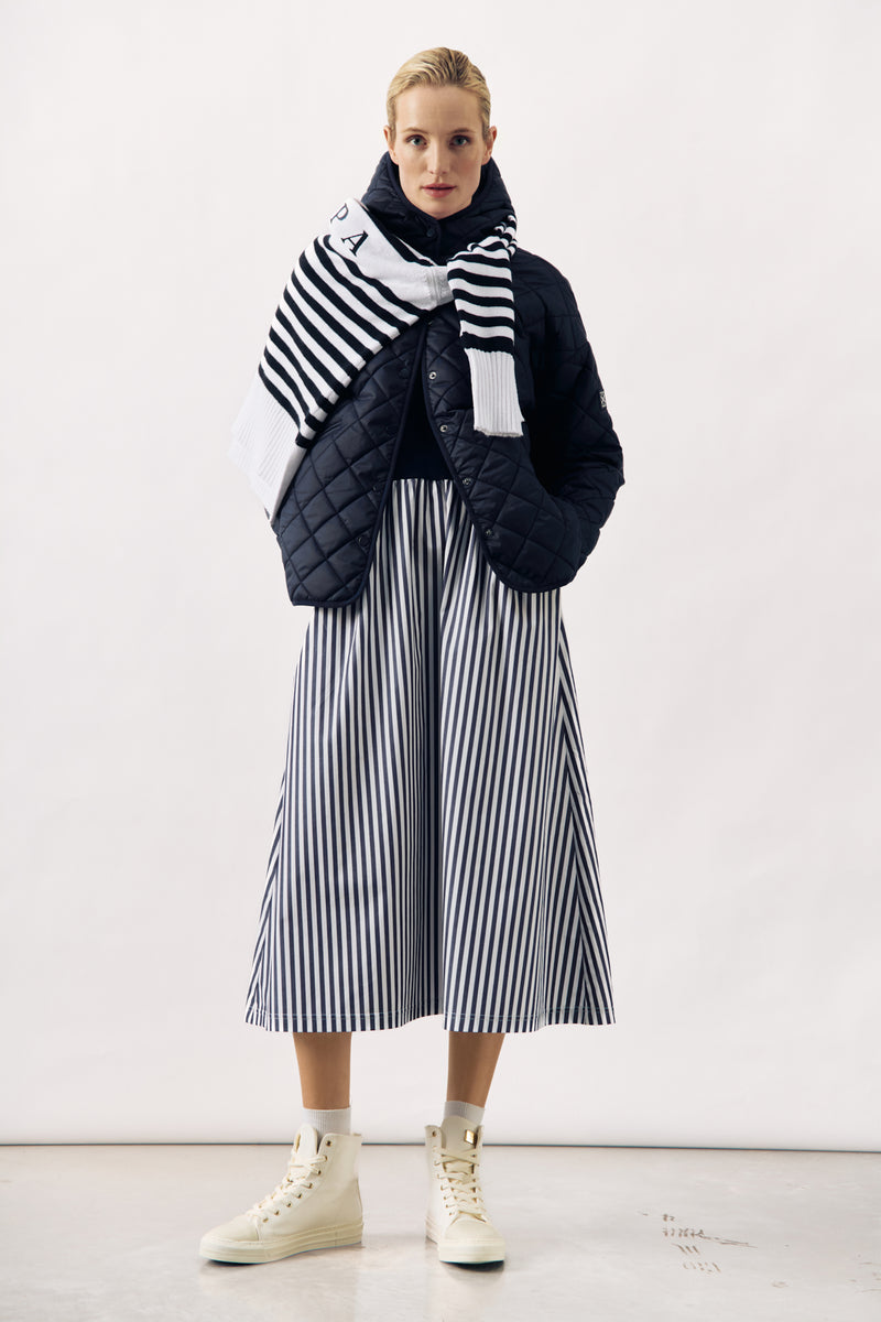 QUILTED HOODED JACKET JULIETTE - NAVY - JACKETS - SCAPA FASHION - SCAPA OFFICIAL