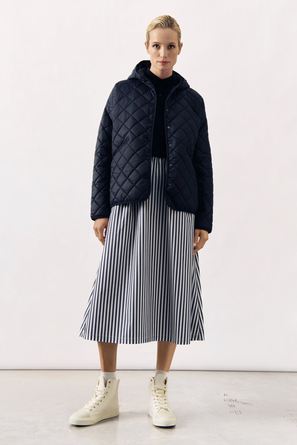 QUILTED HOODED JACKET JULIETTE - NAVY - JACKETS - SCAPA FASHION - SCAPA OFFICIAL