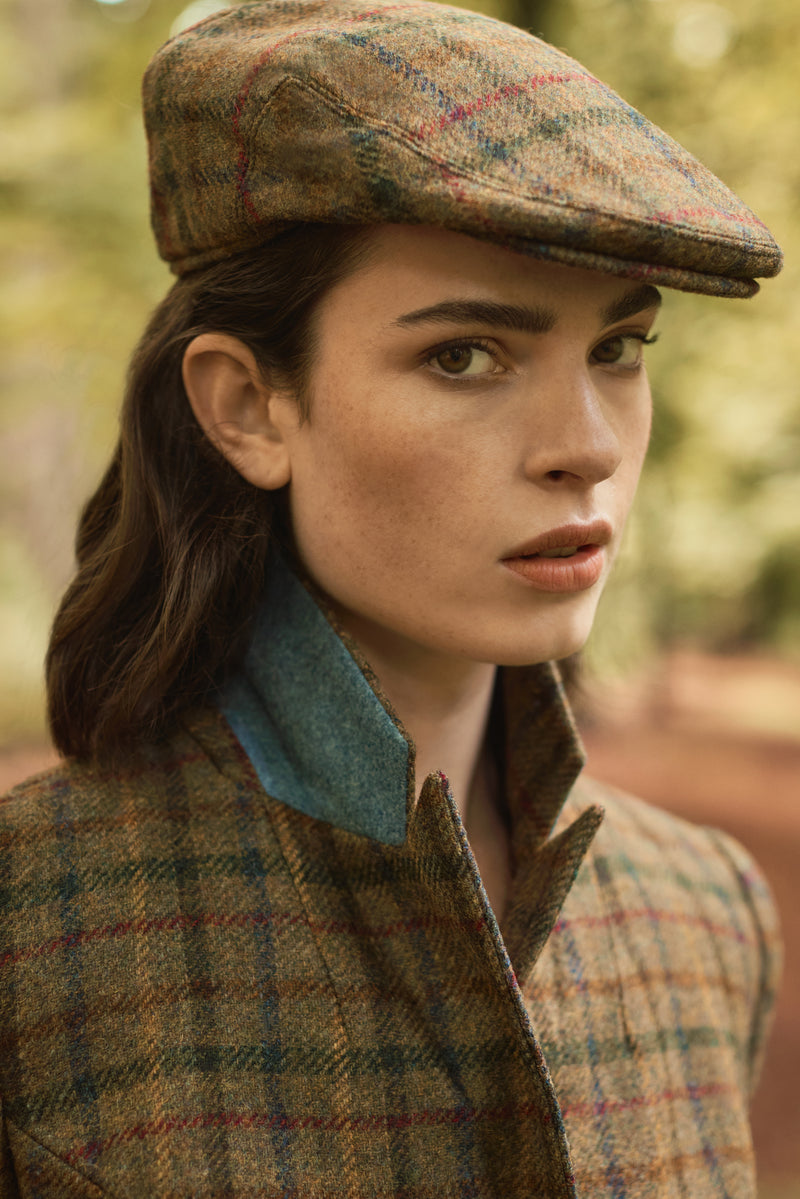MULTICOLOURED PLAID VIRGIN WOOL FLAT CAP MOSS -KAKHI - ACCESSOIRES - SCAPA FASHION - SCAPA OFFICIAL