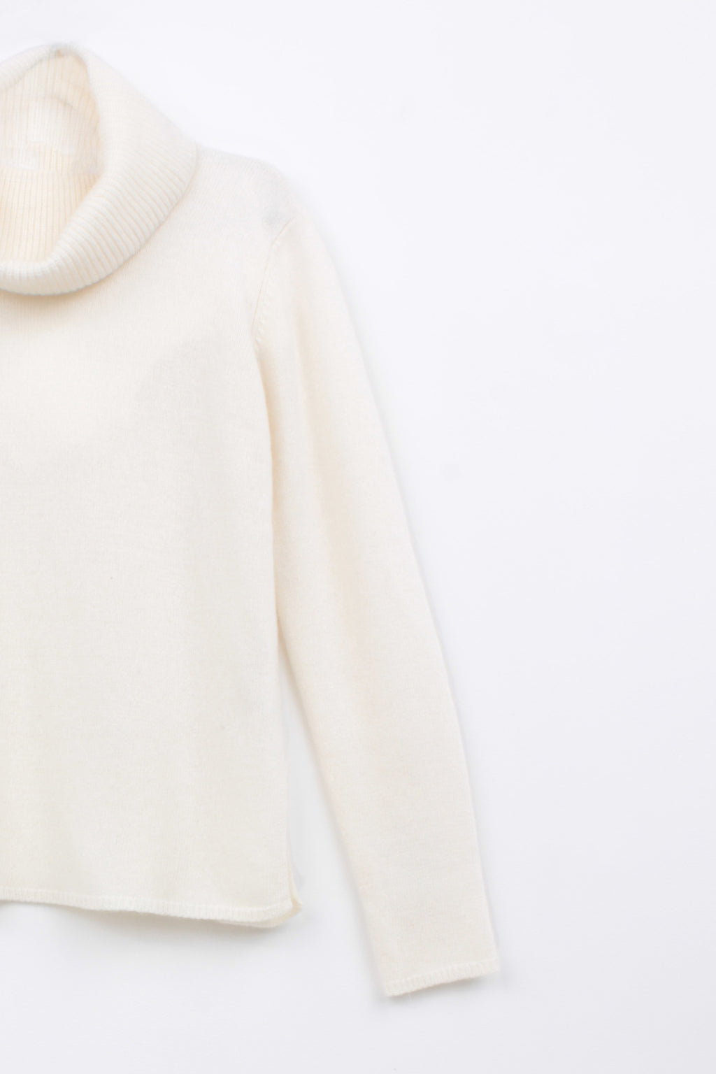 PULL ISIS - PULLS - SCAPA FASHION - SCAPA OFFICIAL