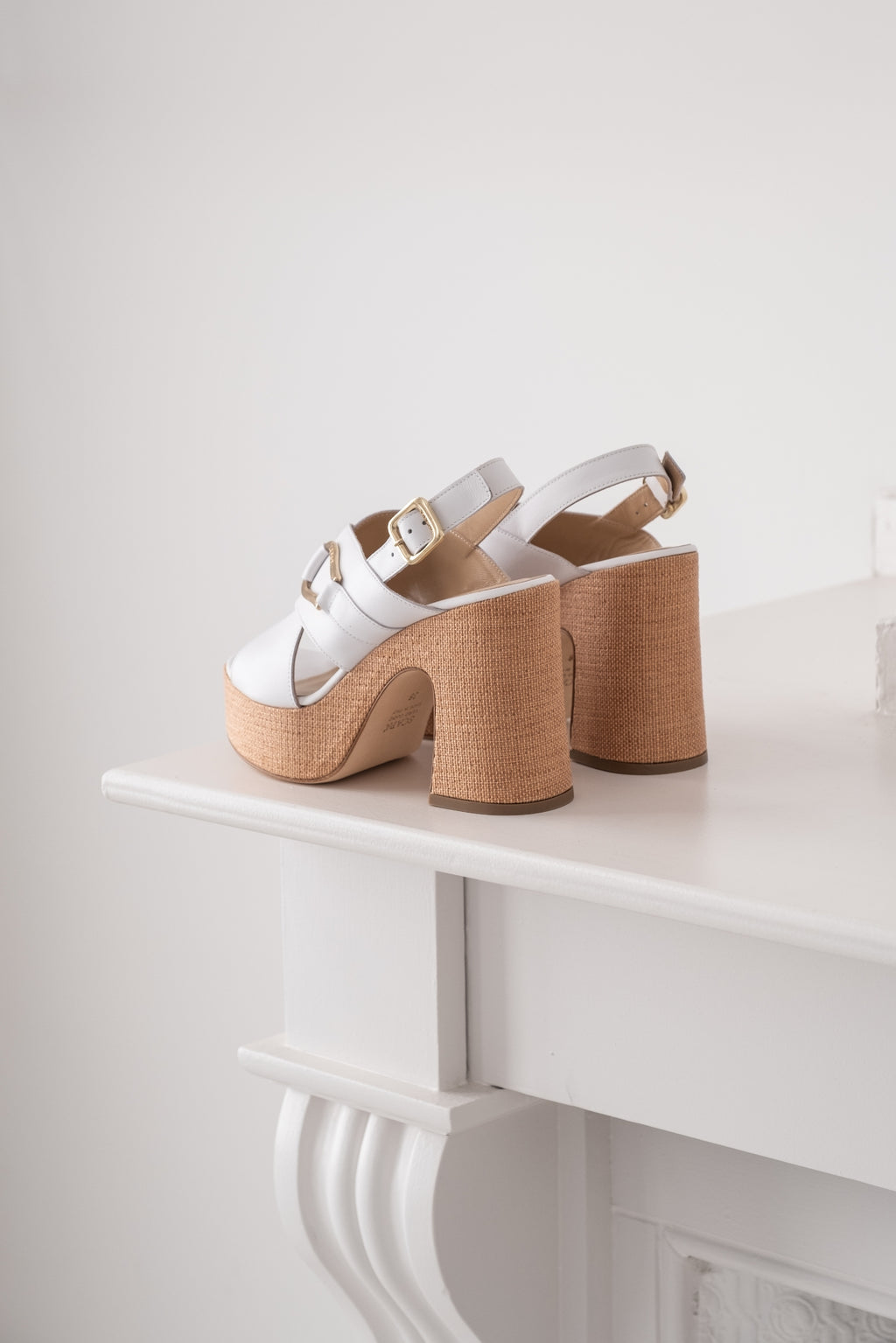 LEATHER PLATFORM HEEL PAYSON - SHOES - SCAPA FASHION - SCAPA OFFICIAL